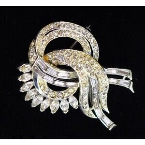 PEGASUS CORO CRAFT Silver Tone Brooch '40s Marquis Baguette Clear Rhinestones